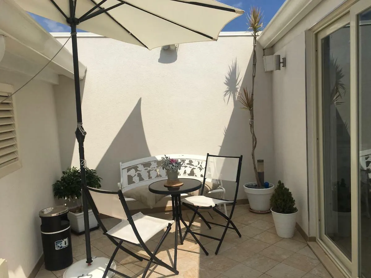 Casa Vacanza Nella Marinella Di Montalbano Holiday home Punta Secca